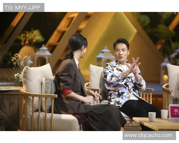 VAR赛后采访爆金句幽默引全场大笑 成员反应爆笑瞬间回顾