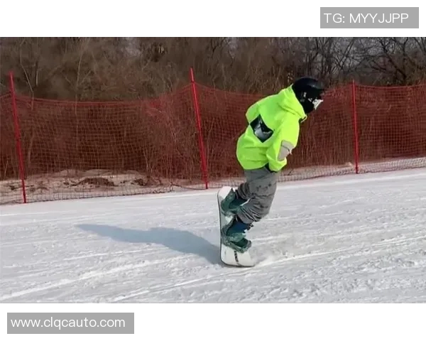 冬奥滑雪选手下坡转弯技术动作分解与重心分析